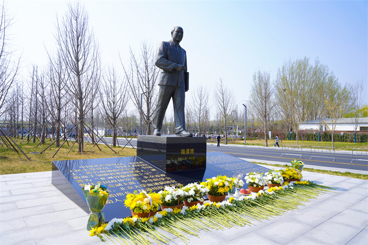 69cf3384b73c4.jpg 69cf3384b73c4.jpg