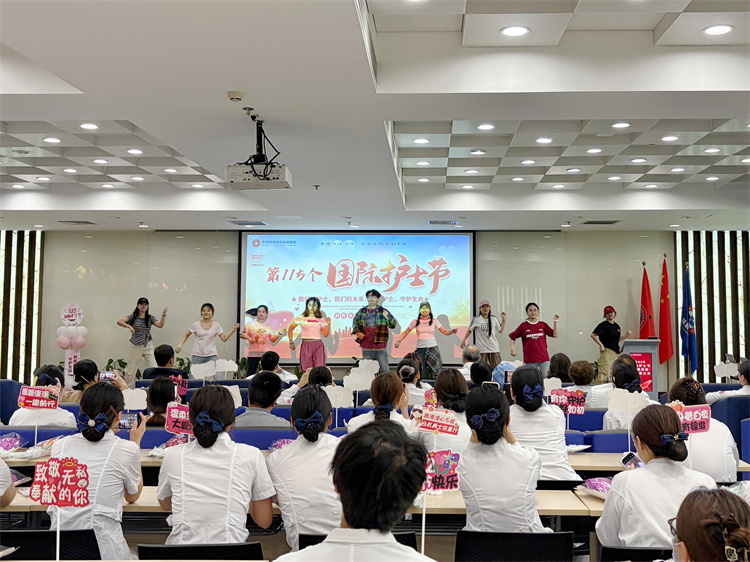 6a04351e245ca.jpg